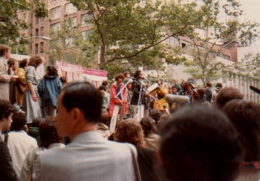 Corretta Scott King
welcomes World Peace March